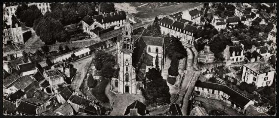 1 vue  - Landerneau. - Vue aérienne de l\'église Saint-Houardon (ouvre la visionneuse)