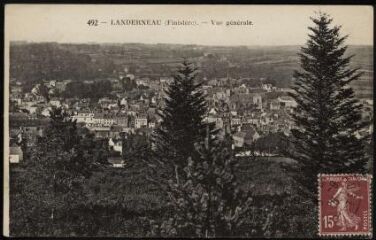 1 vue  - Landerneau. - Vue générale de la ville (ouvre la visionneuse)