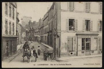 1 vue  - Landerneau. - Rue de la Fontaine Blanche, croisement avec la rue de l\'Eglise (ouvre la visionneuse)
