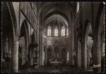 1 vue  - Landerneau. - Eglise Saint-Houardon, la nef (ouvre la visionneuse)