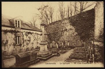 1 vue  - Landerneau. - Le Calvaire, le cimetière (ouvre la visionneuse)