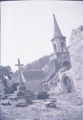 1 vue  - La Roche-Maurice. - Pont-Christ, chapelle Notre-Dame-de-Bon-Secours (ouvre la visionneuse)