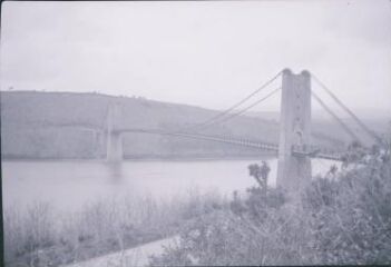 1 vue  - Premier pont de Térénez, au dessus de la rivière de Châteaulin (ouvre la visionneuse)